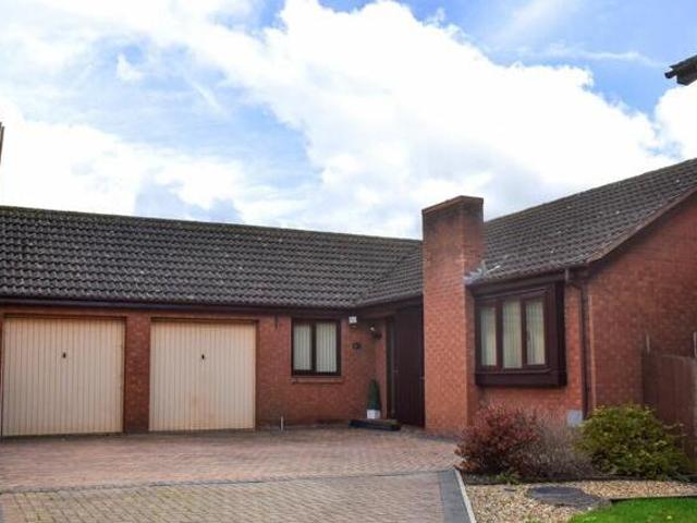 House for sale in Northampton, Northamptonshire