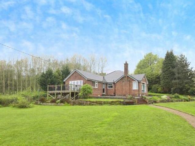 House for sale in Leftwich, Cheshire