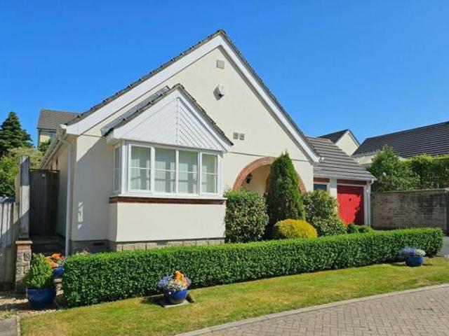 House for sale in Weir Quay, Devon