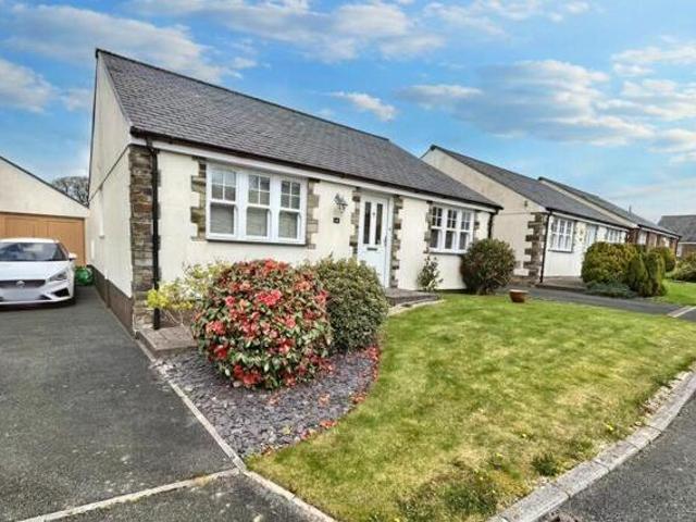 House for sale in Weir Quay, Devon