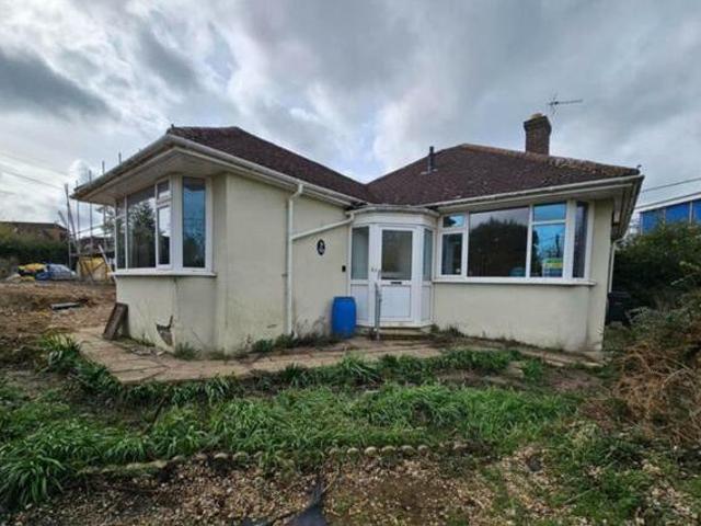 House for sale in Redbridge, The Slade