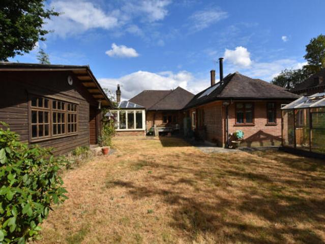 Bungalow for sale in Emerson Park, Greater London