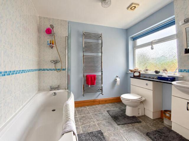 Bungalow for sale in Canwick, North Kesteven
