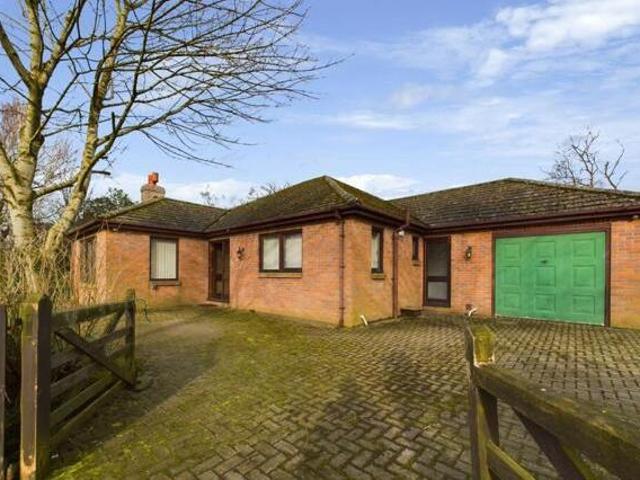 House for sale in Fell Lane