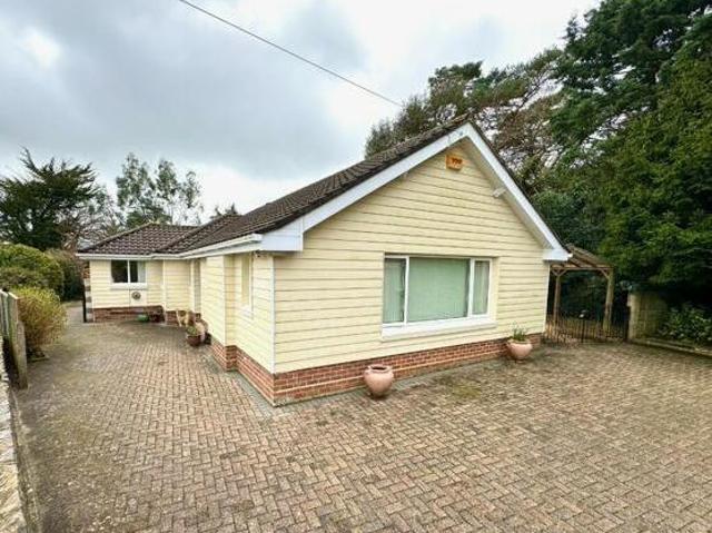 House for sale in Poole
