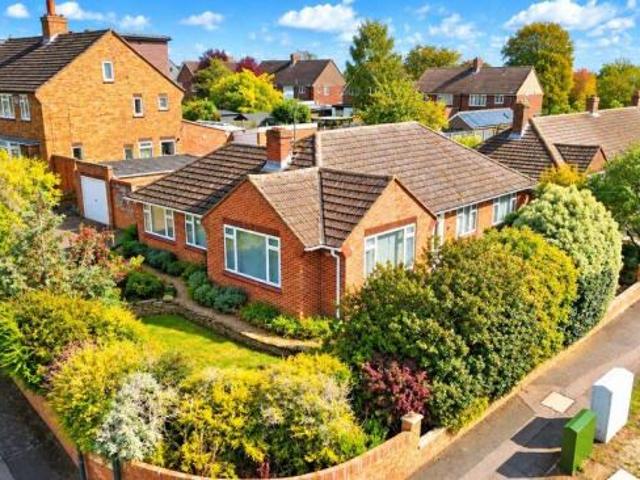 Bungalow for sale in Bedford, England