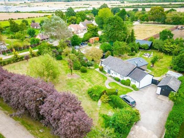 House for sale in Ashingdon, Rochford