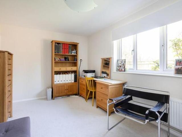 Bungalow for sale in The Slade, Oxfordshire