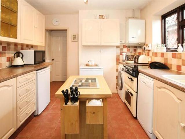 Bungalow for sale in Pilgrims' Hatch, Navestock Side