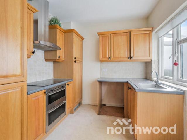 Bungalow for sale in London Borough of Sutton, Greater London