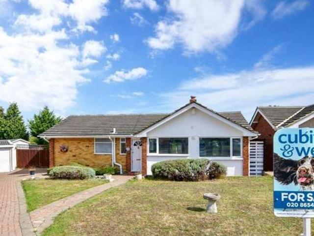House for sale in Upchurch, Gillingham