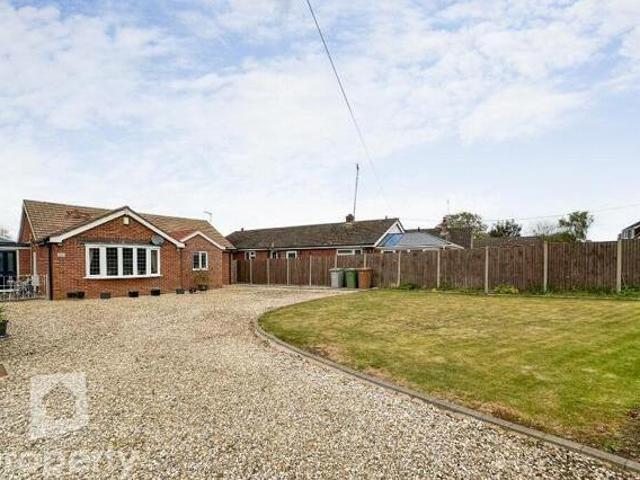 House for sale in East Bank, Norfolk