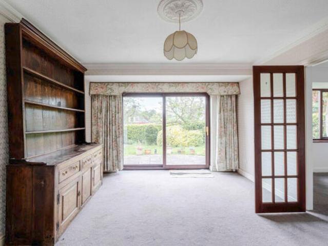 Bungalow for sale