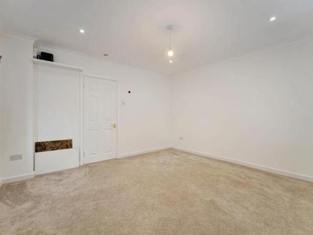 Bungalow for sale in Putnoe, Bedford