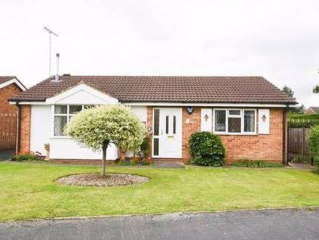 House for sale in Froggatt, East Midlands