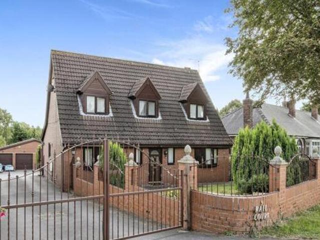 House for sale in Sprotbrough, South Yorkshire