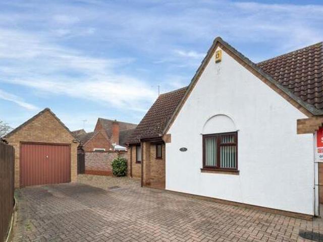 House for sale in Hampton Green, Cambridgeshire