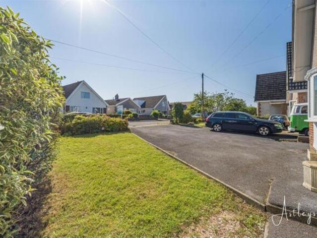Bungalow for sale