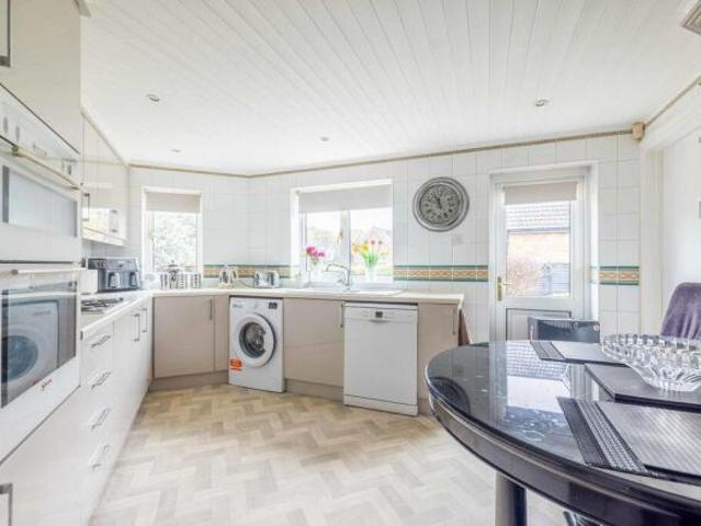 Bungalow for sale in Wexham and Ivers Community Board, George Green