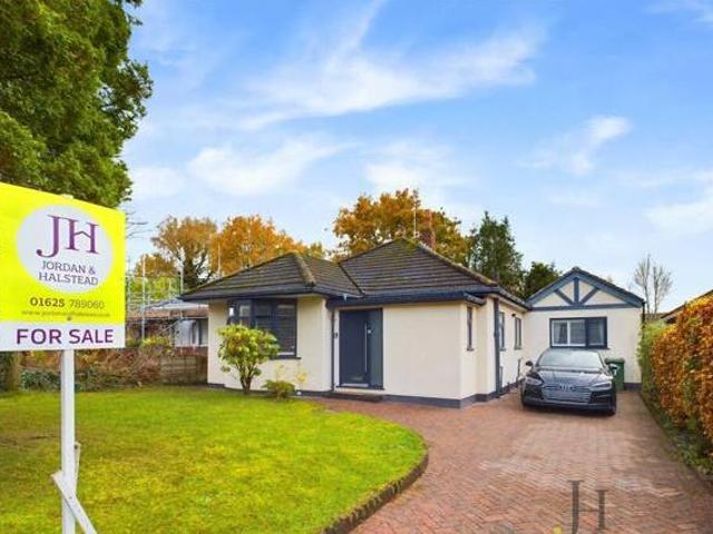 House for sale in Colshaw Farm, Wilmslow