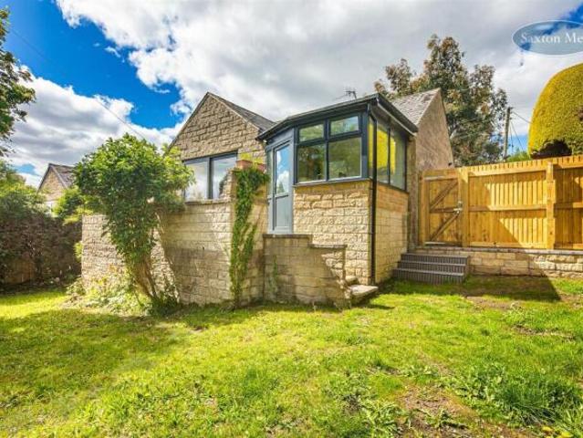 Bungalow for sale in South Lane, West Yorkshire