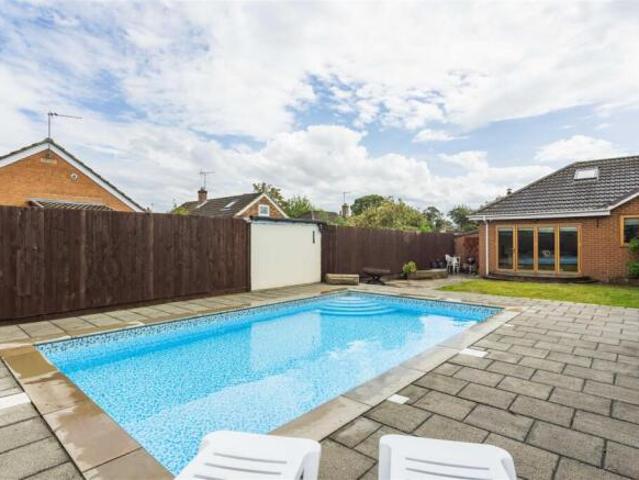 Bungalow for sale in Boston Spa, West Yorkshire