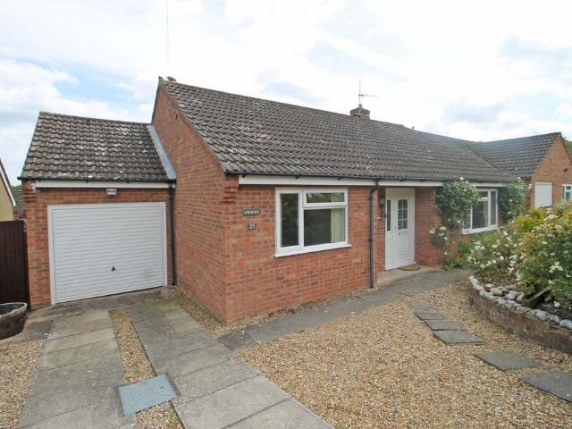 Bungalow for rent in Comers, Norfolk