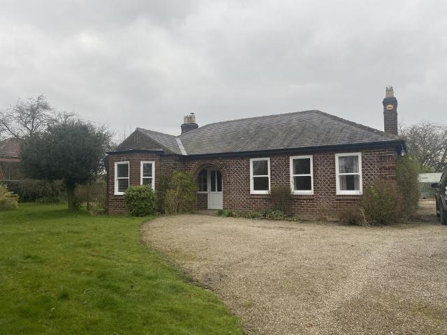 Bungalow for rent in Thornton-le-Clay, Flaxton