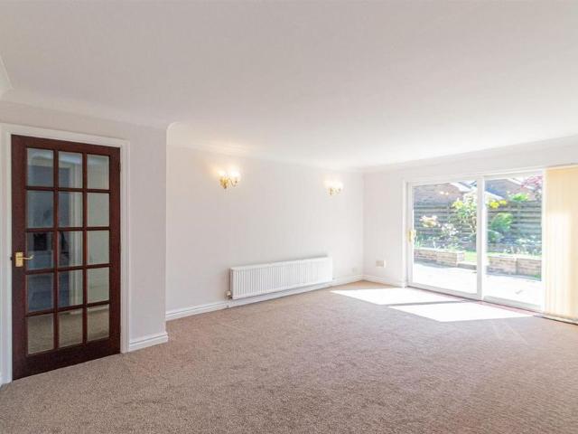 House for rent in Grappenhall, Warrington