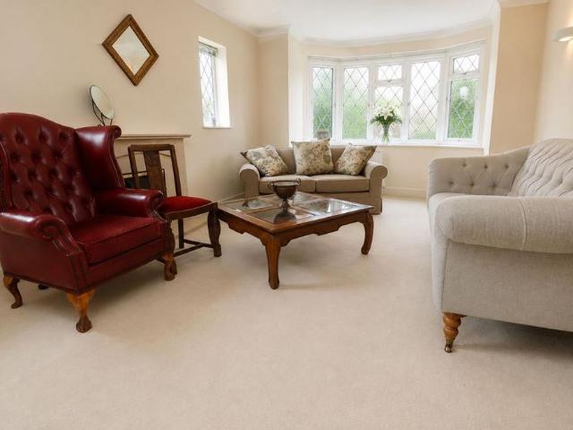 House for rent in Holdenhurst, Bournemouth