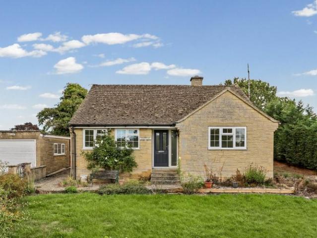Bungalow for rent in Marston St. Lawrence, West Northamptonshire