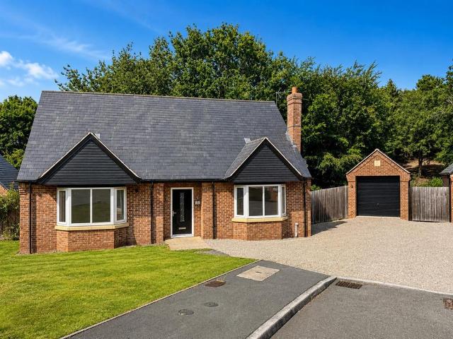 Bungalow for rent in Nesscliffe, Shropshire