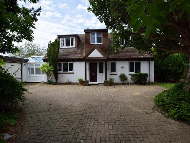 Bungalow for rent in Clapham, West Sussex