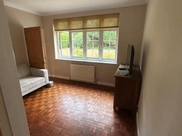 House for rent in London Borough of Sutton, Greater London