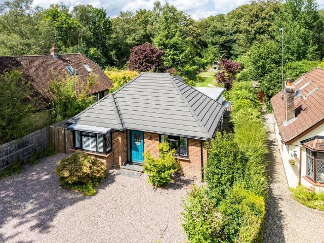 Bungalow for rent in Hillview, Isle Of Man