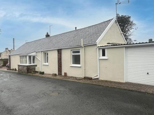 Bungalow for rent in Fremington, Kentisbury