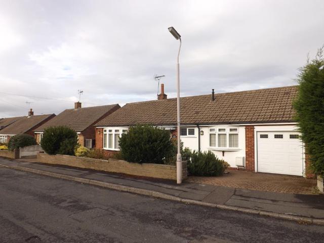 Bungalow for rent in Bull Farm, Potters Corner