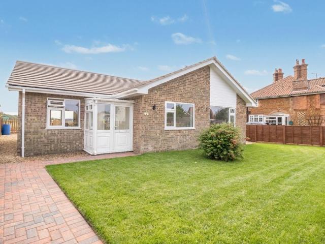Bungalow for rent in East Winch, King's Lynn and West Norfolk