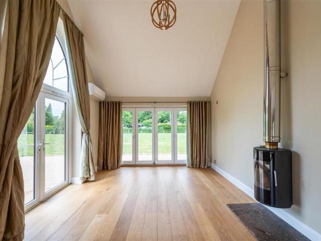 House for rent in Red Hill, Surrey