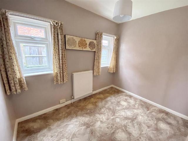 House for rent in Chavey Down, Winkfield