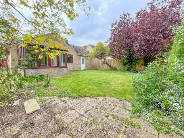 Bungalow for rent in Wicken, Barway