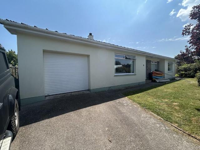 Bungalow for rent in Mylor Bridge, Cornwall