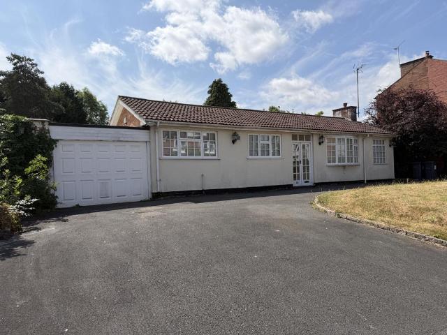 Bungalow for rent in Selly Park, West Midlands