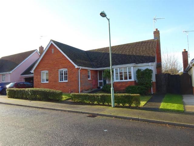 Bungalow for rent in Apsey Green, Eastbridge