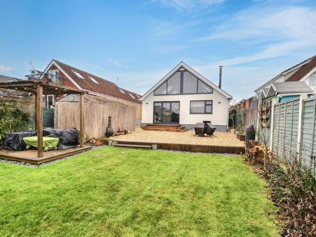 Bungalow for rent in Isle Of Man