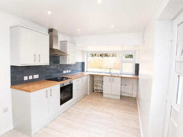 Bungalow for rent in Heighington, Ashby De La Launde