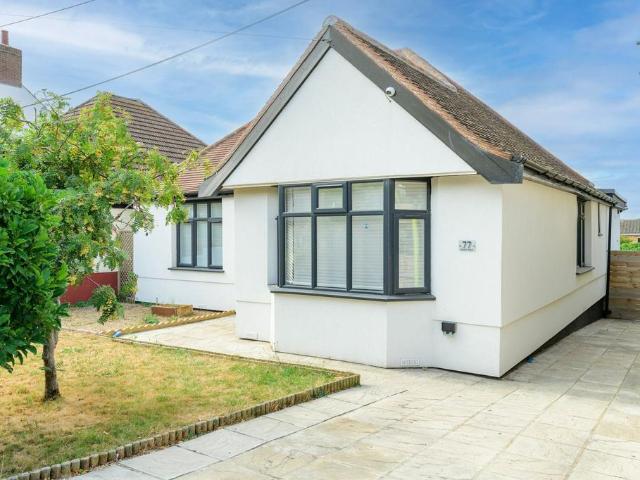 Bungalow for rent in Lowestoft, East Suffolk