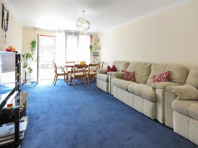 House for rent in Peacehaven, Iford