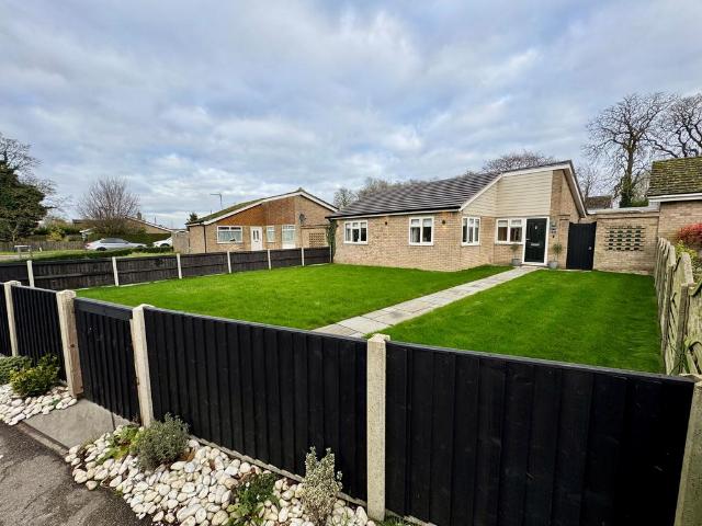 Bungalow for rent in Chedburgh, Suffolk