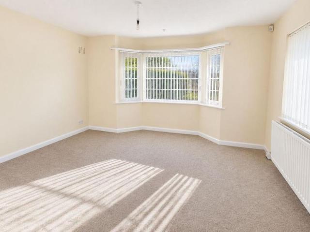 House for rent in Highcliffe